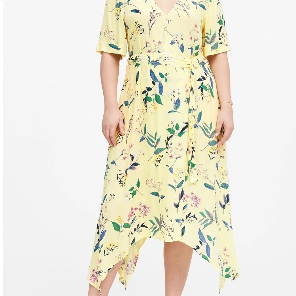 Handkerchief Hem wrap dress yellow floral. NEW
